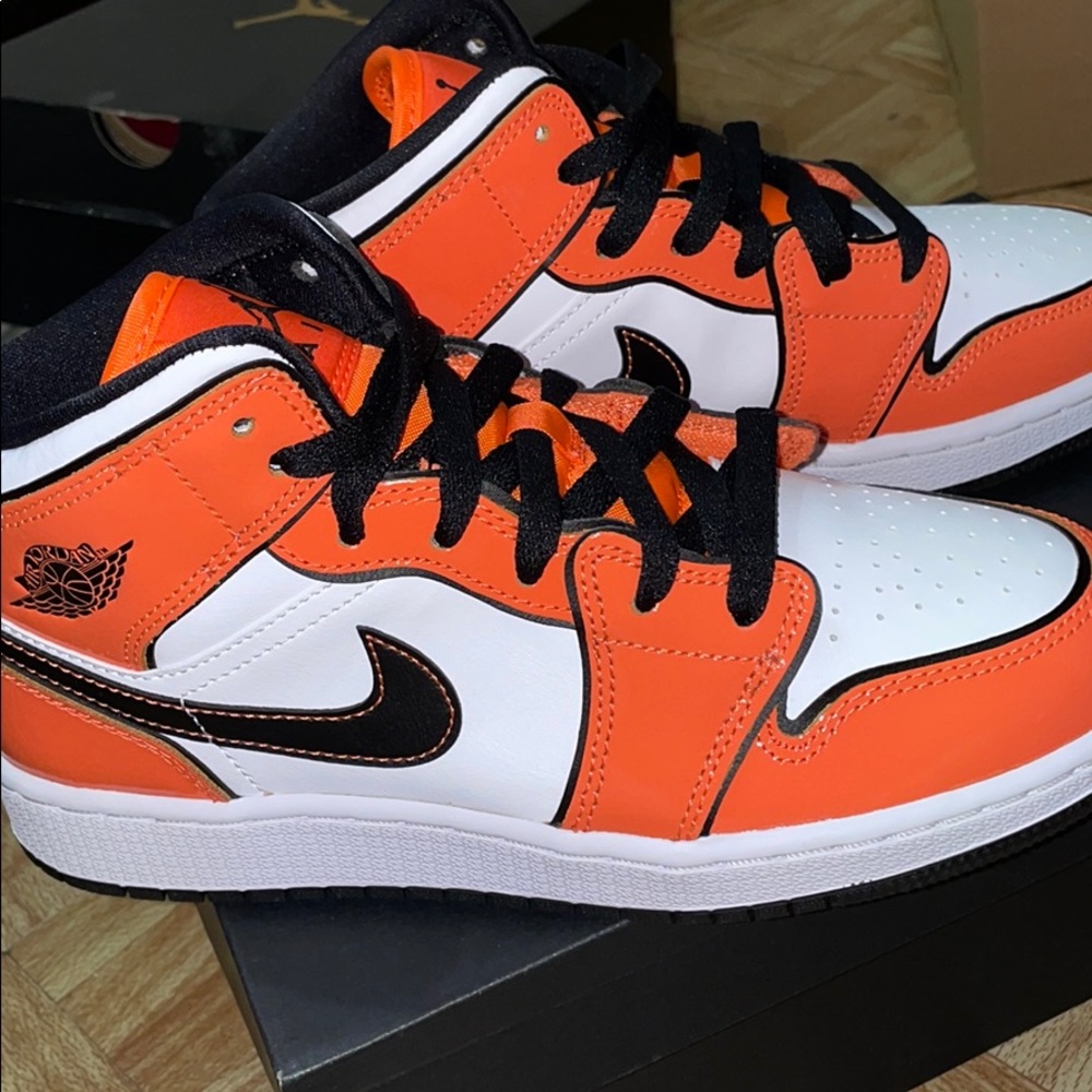 Air Jordan SE